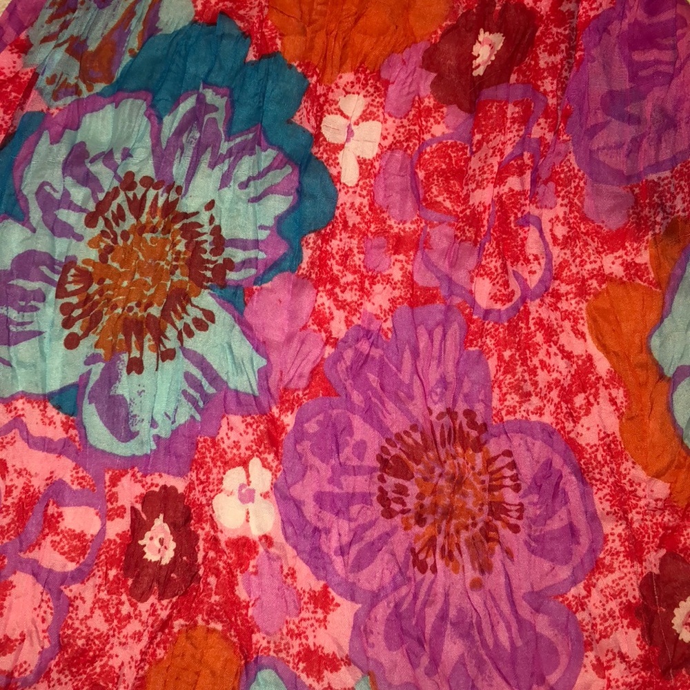 Flower Scarf 🌸 - Picture 2 of 2